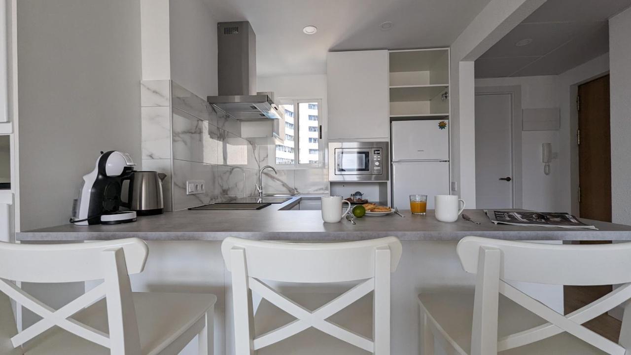 Tropic Mar Sun & Beach Apartment Μπένιντορμ Εξωτερικό φωτογραφία